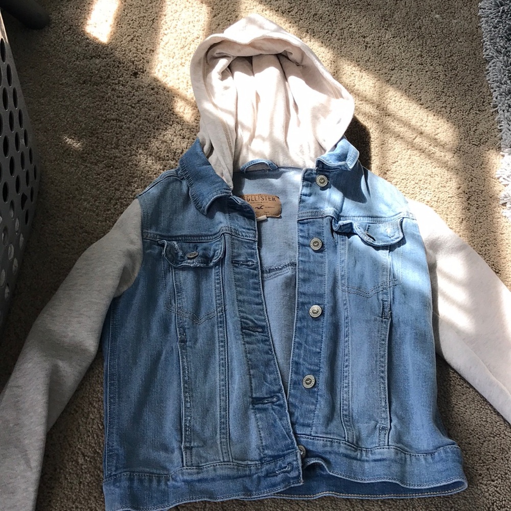 Hollister hooded jean jacket